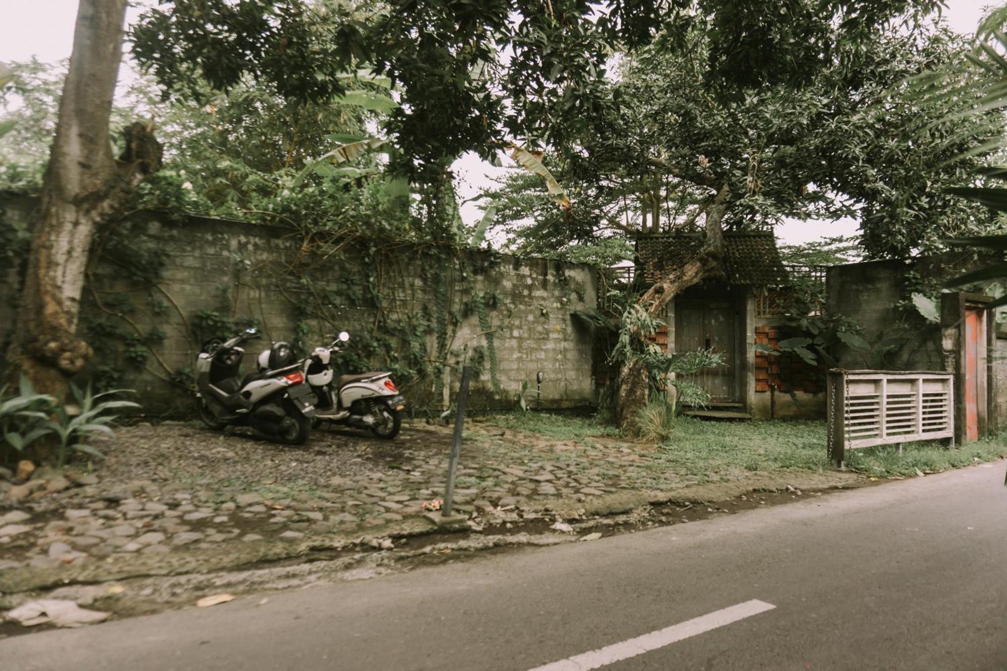 West Room At Semadi Living Sukawati  Ngoại thất bức ảnh